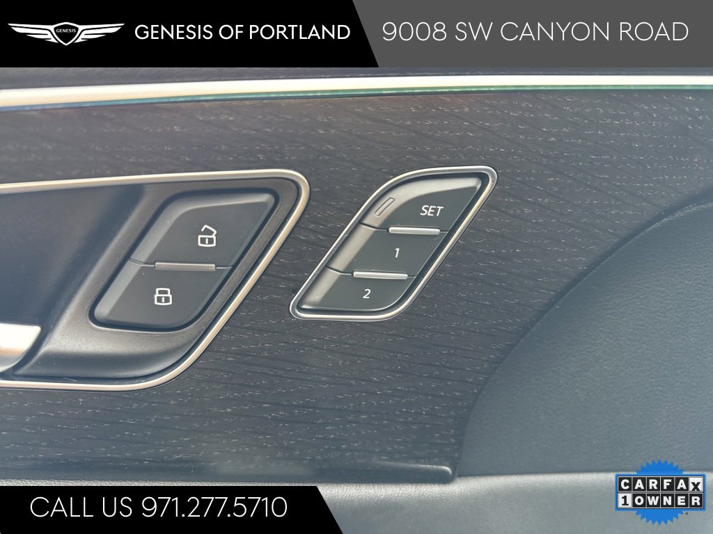 Used 2019 Audi Q8 Prestige w/ Year 1 Package image 18