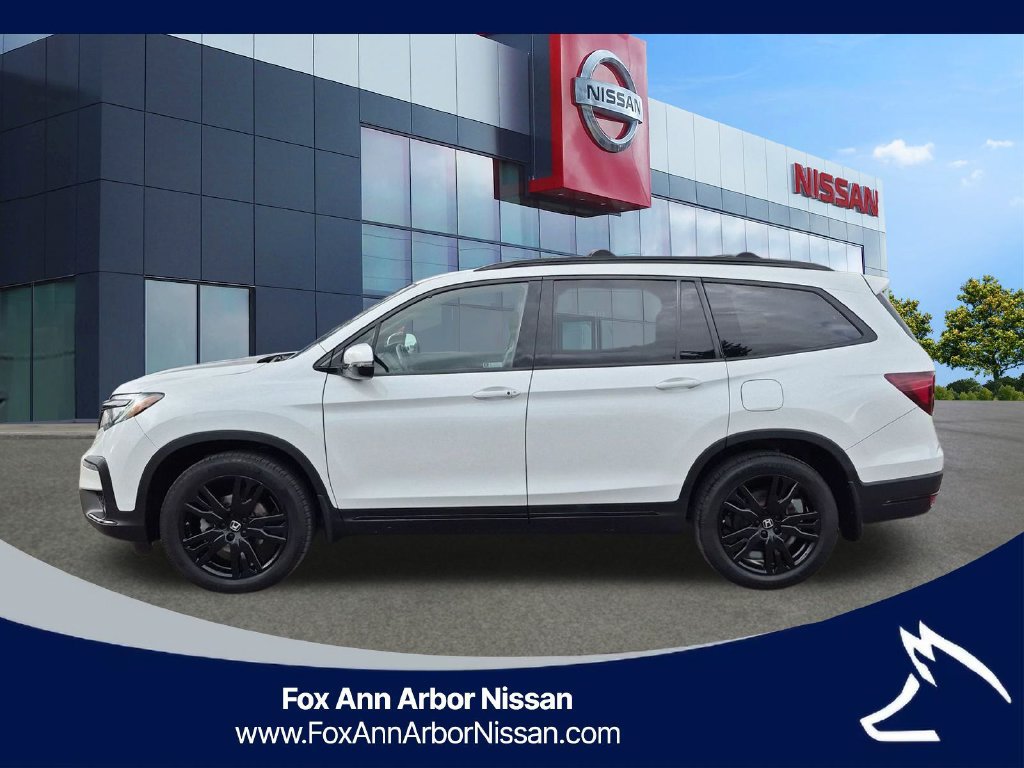 Used 2021 Honda Pilot Black Edition image 2