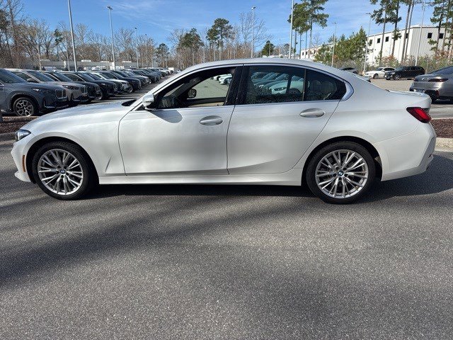 Used 2024 BMW 330i Sedan image 16