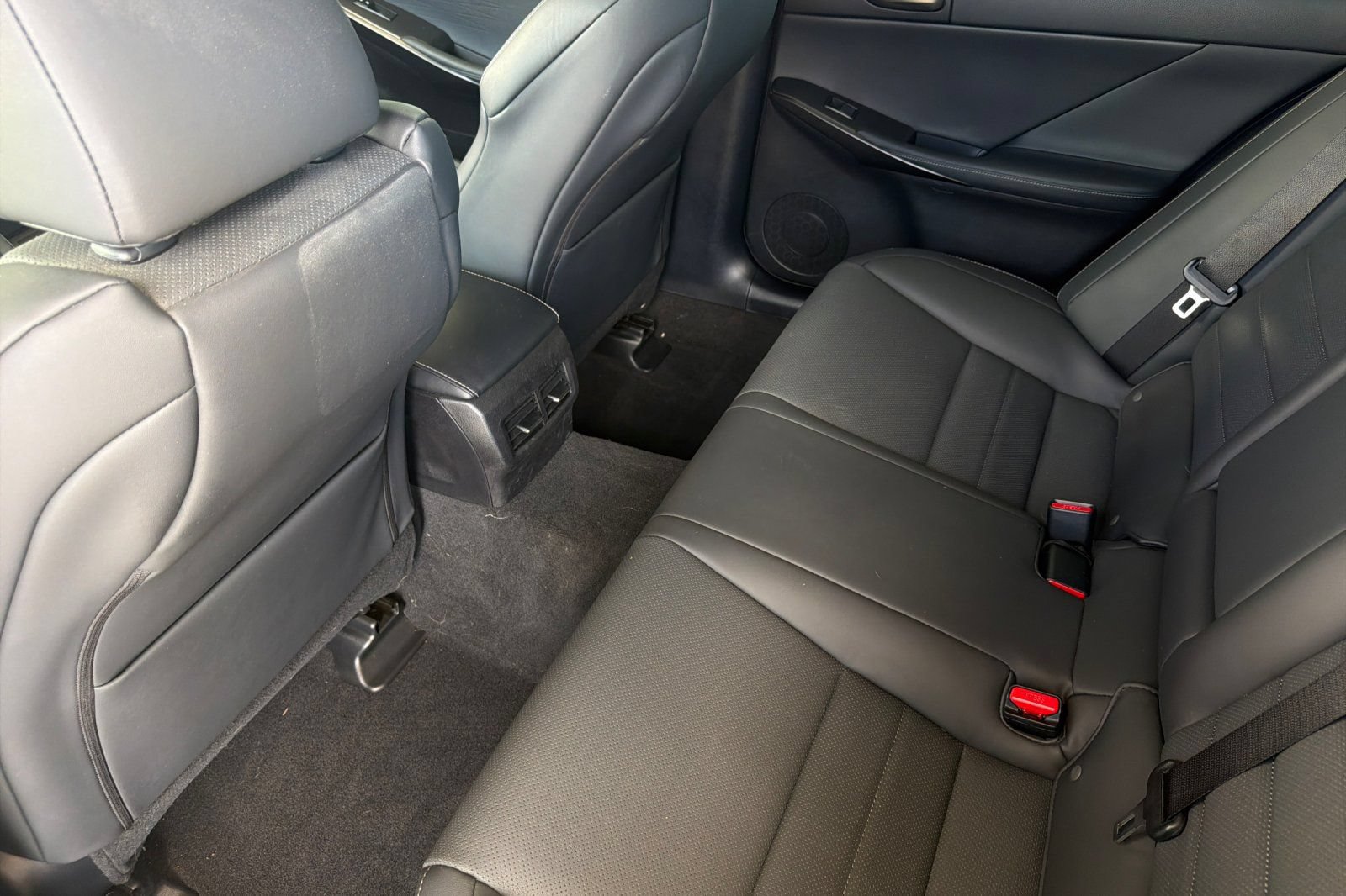 Used 2022 Lexus IS 350 F Sport w/ Navigation Package RWD image 13
