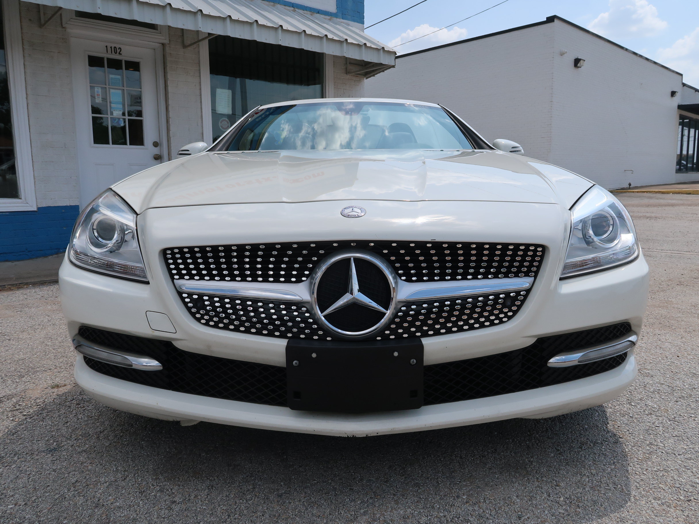 Used 2012 Mercedes-Benz SLK 350 image 9