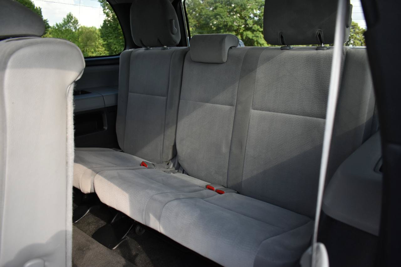 Used 2013 Toyota Sequoia SR5 AWD/4WD image 28