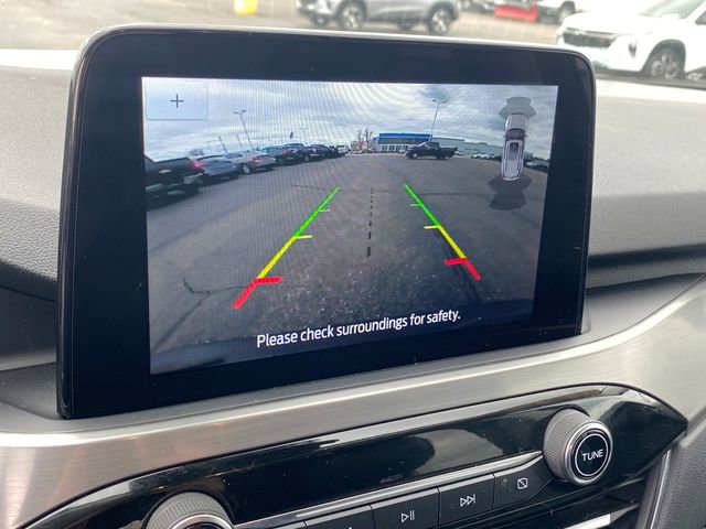 Used 2022 Ford Escape Titanium image 10