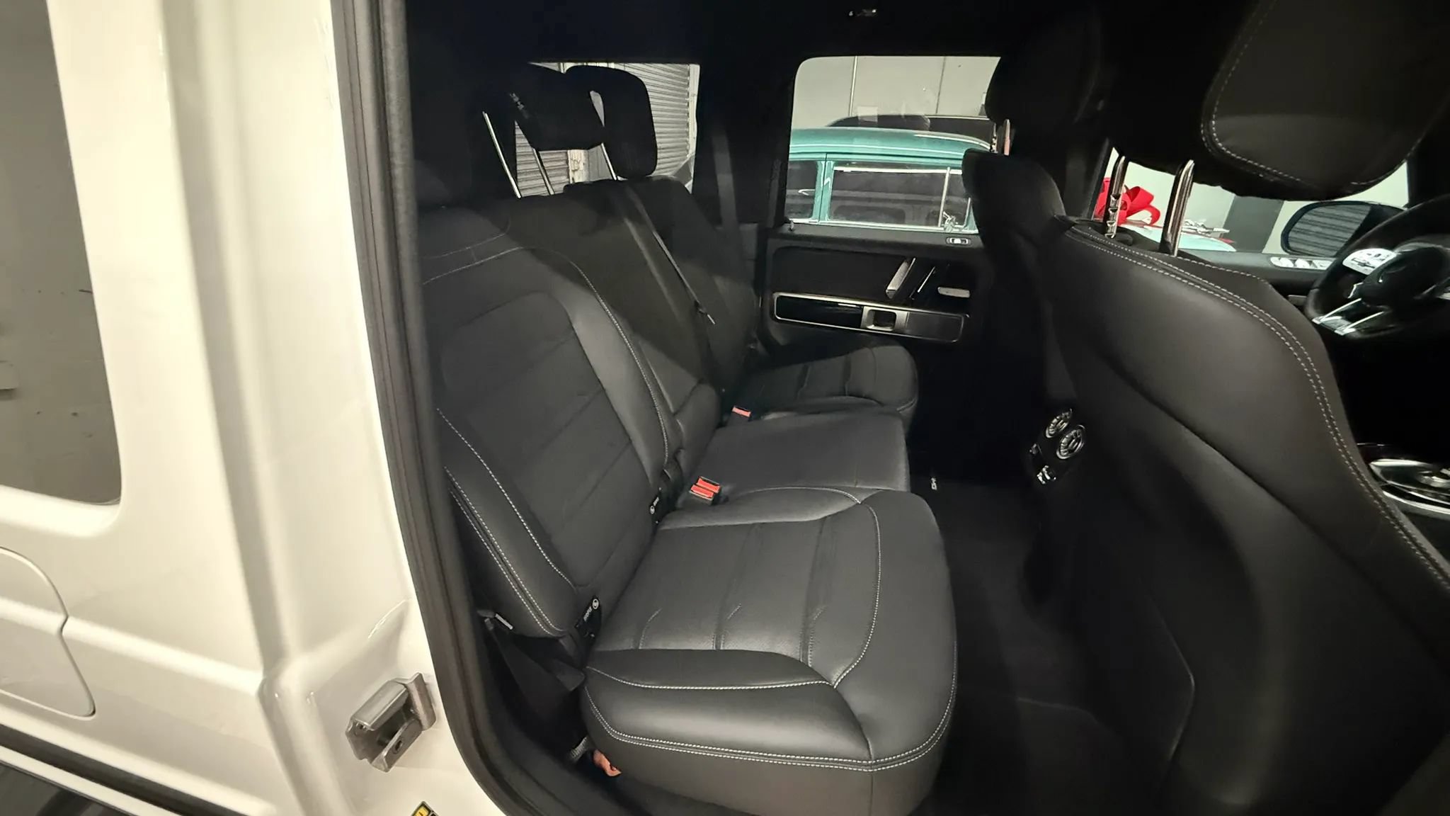 Used 2024 Mercedes-Benz G 63 AMG 4MATIC w/ AMG Night Package Plus image 18