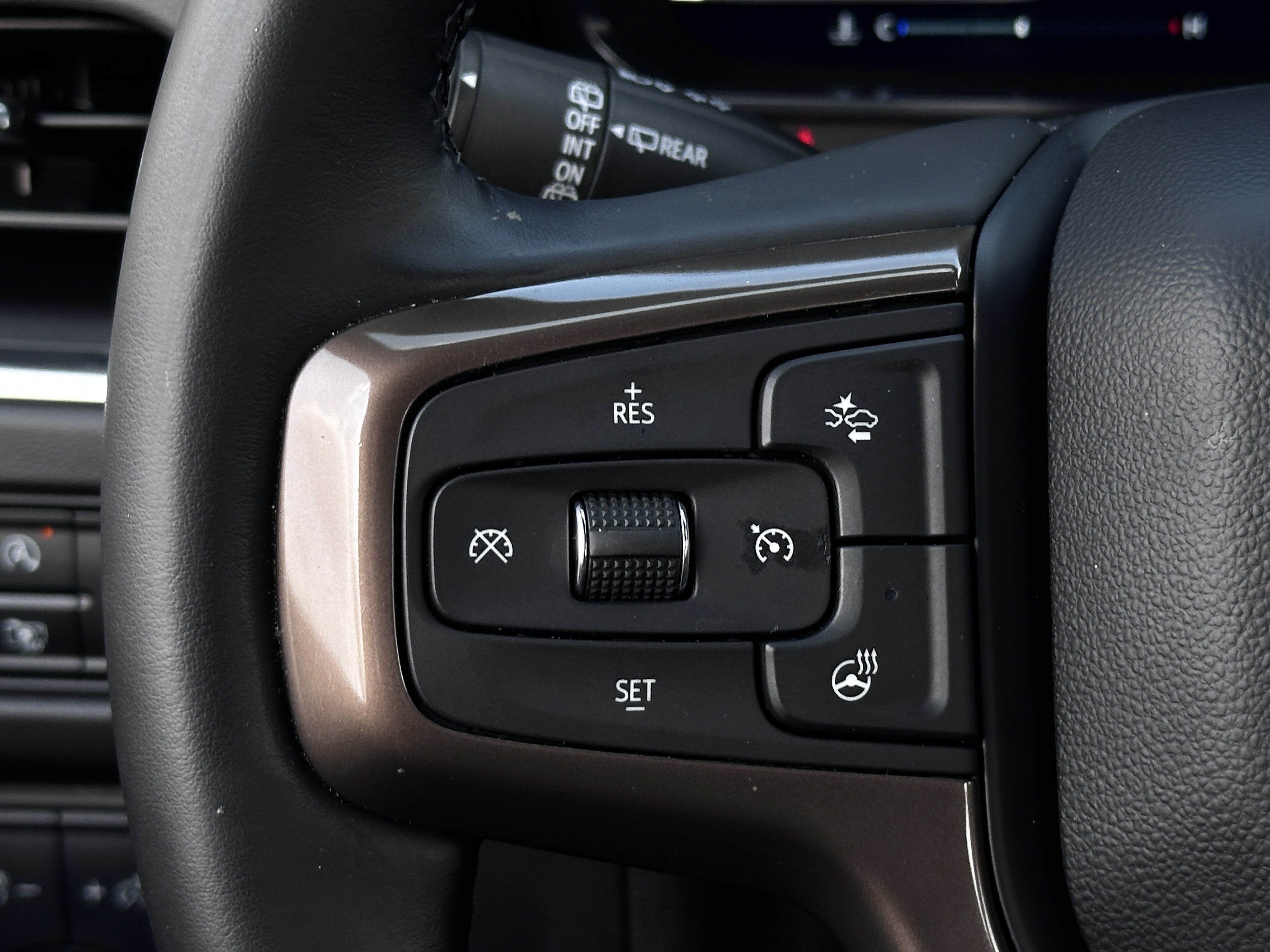 Used 2024 Chevrolet Tahoe High Country AWD/4WD image 19
