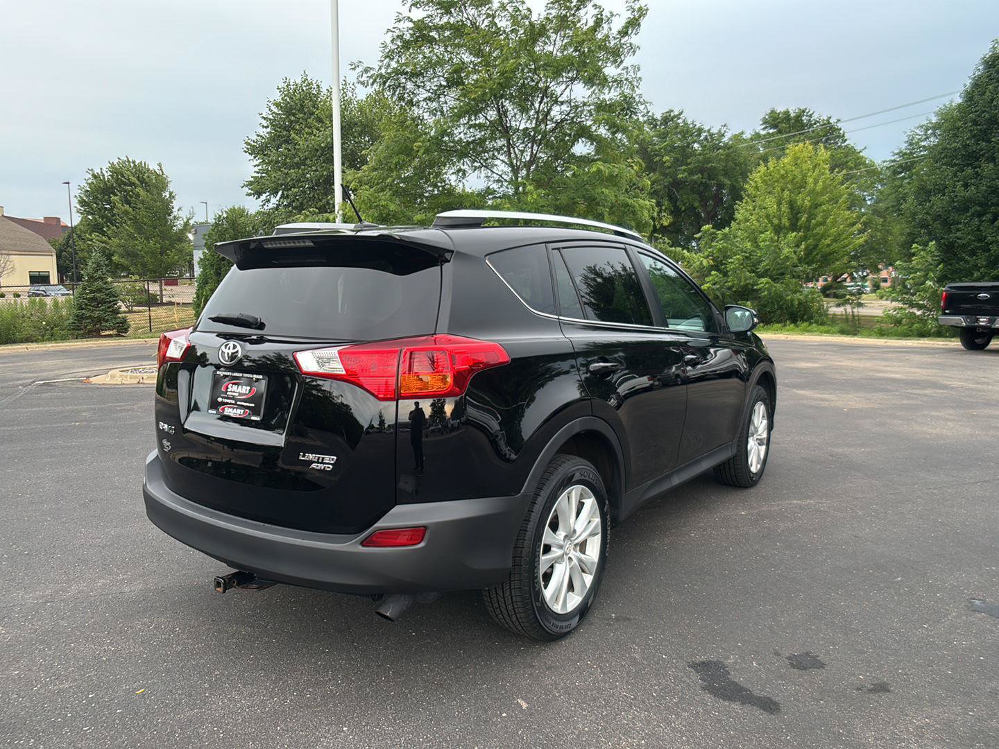 Used 2015 Toyota RAV4 Limited w/ Technology Package AWD/4WD image 11