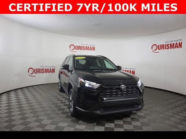 Used 2025 Toyota RAV4 XLE image 12
