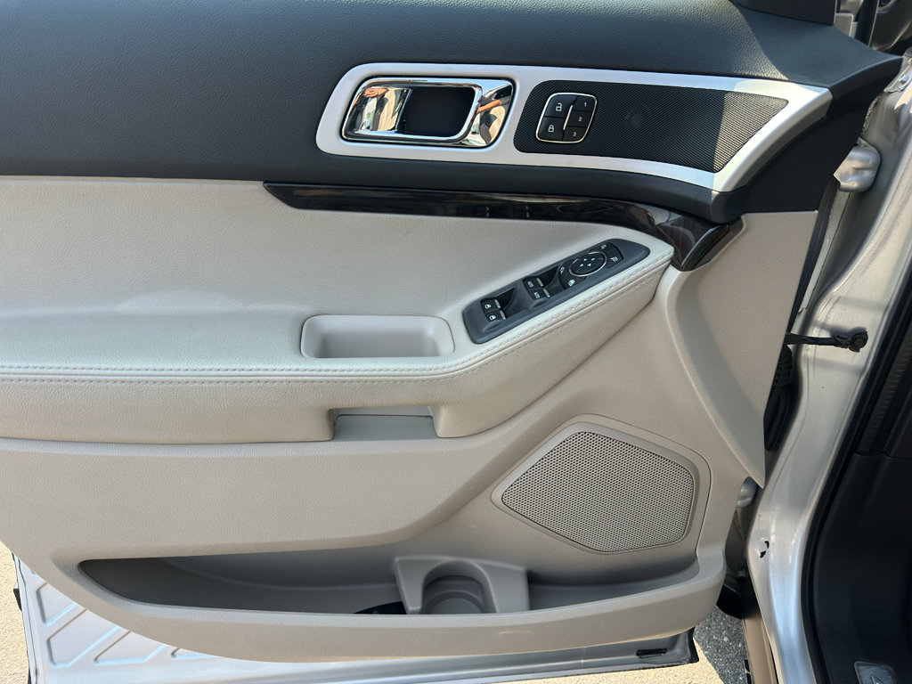 Used 2013 Ford Explorer Limited AWD/4WD image 15