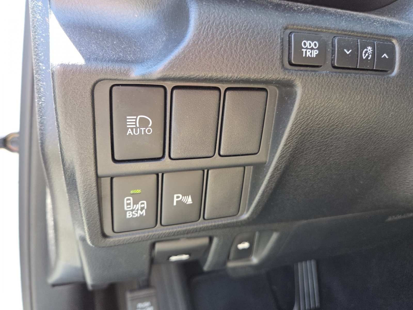 Used 2020 Lexus IS 300 w/ Navigation Package RWD image 12