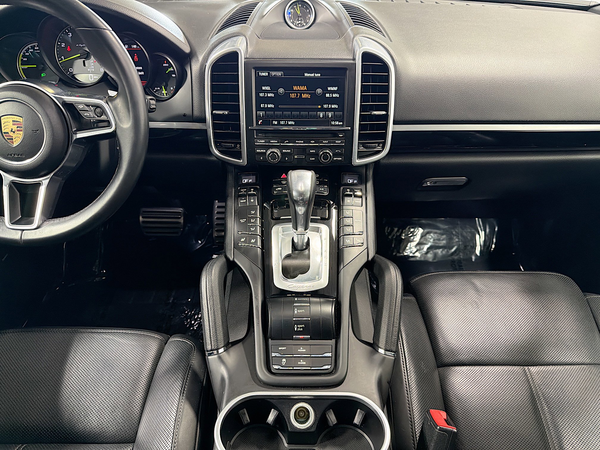 Certified 2016 Porsche Cayenne S AWD/4WD image 19