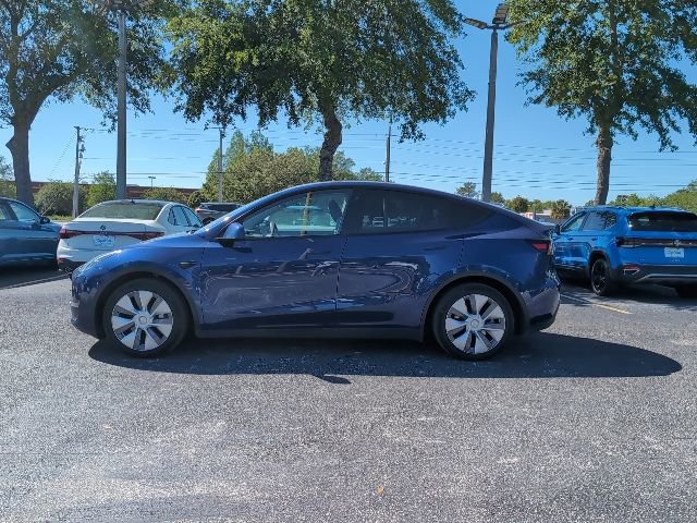 Used 2023 Tesla Model Y Long Range AWD/4WD image 3