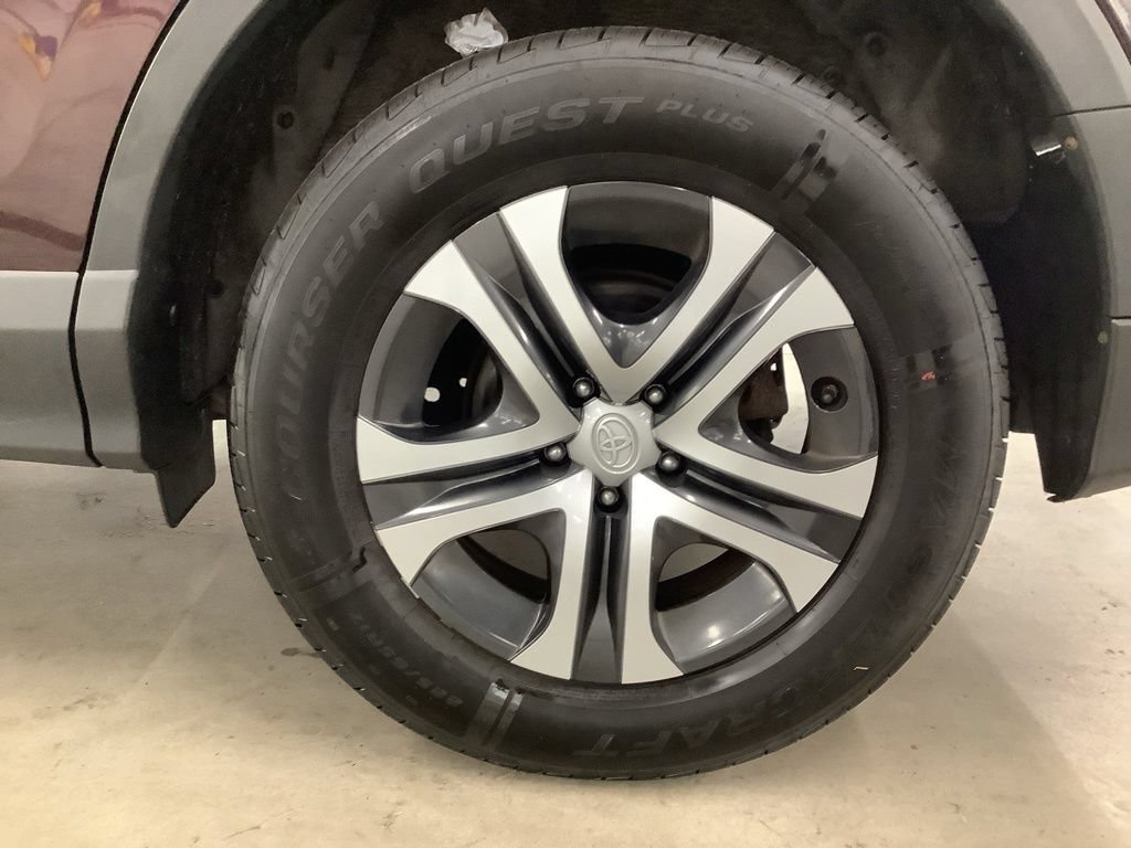 Used 2017 Toyota RAV4 LE w/ All Weather Liner Package AWD/4WD image 25