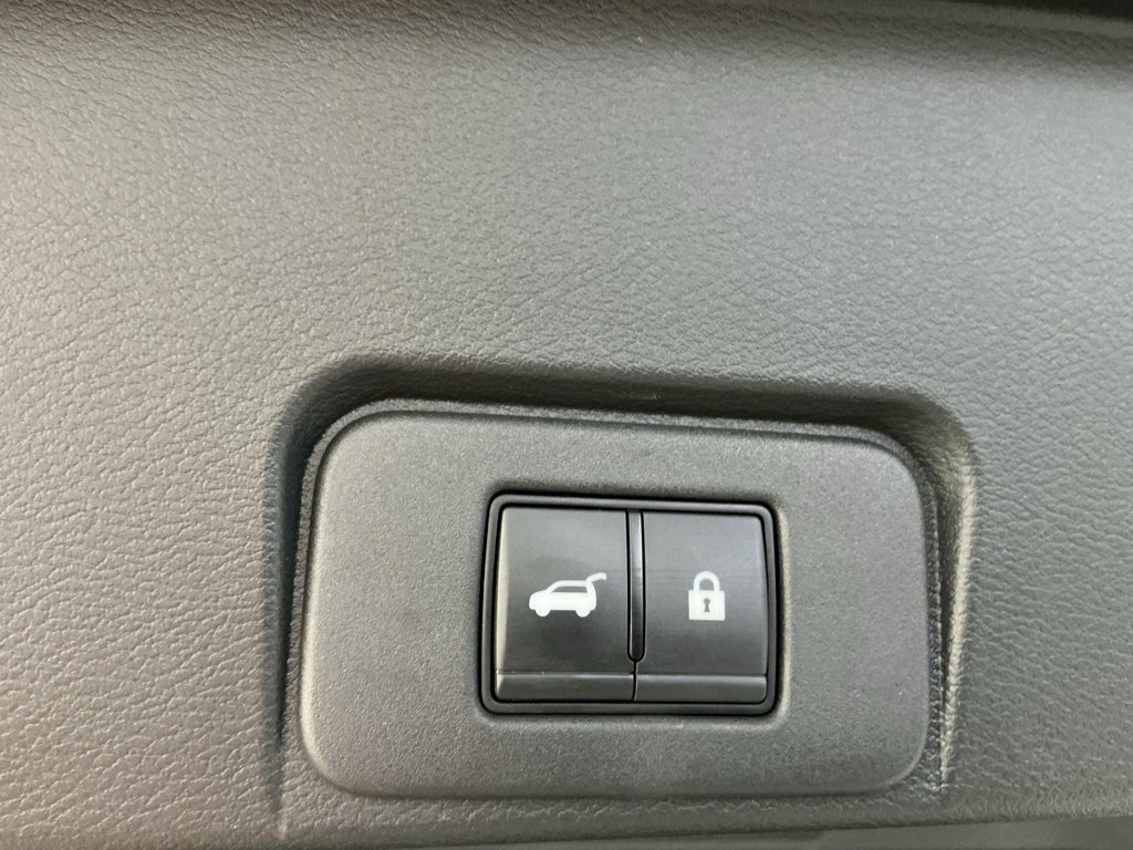 Used 2023 Nissan Rogue Platinum w/ Platinum Premium Package image 33