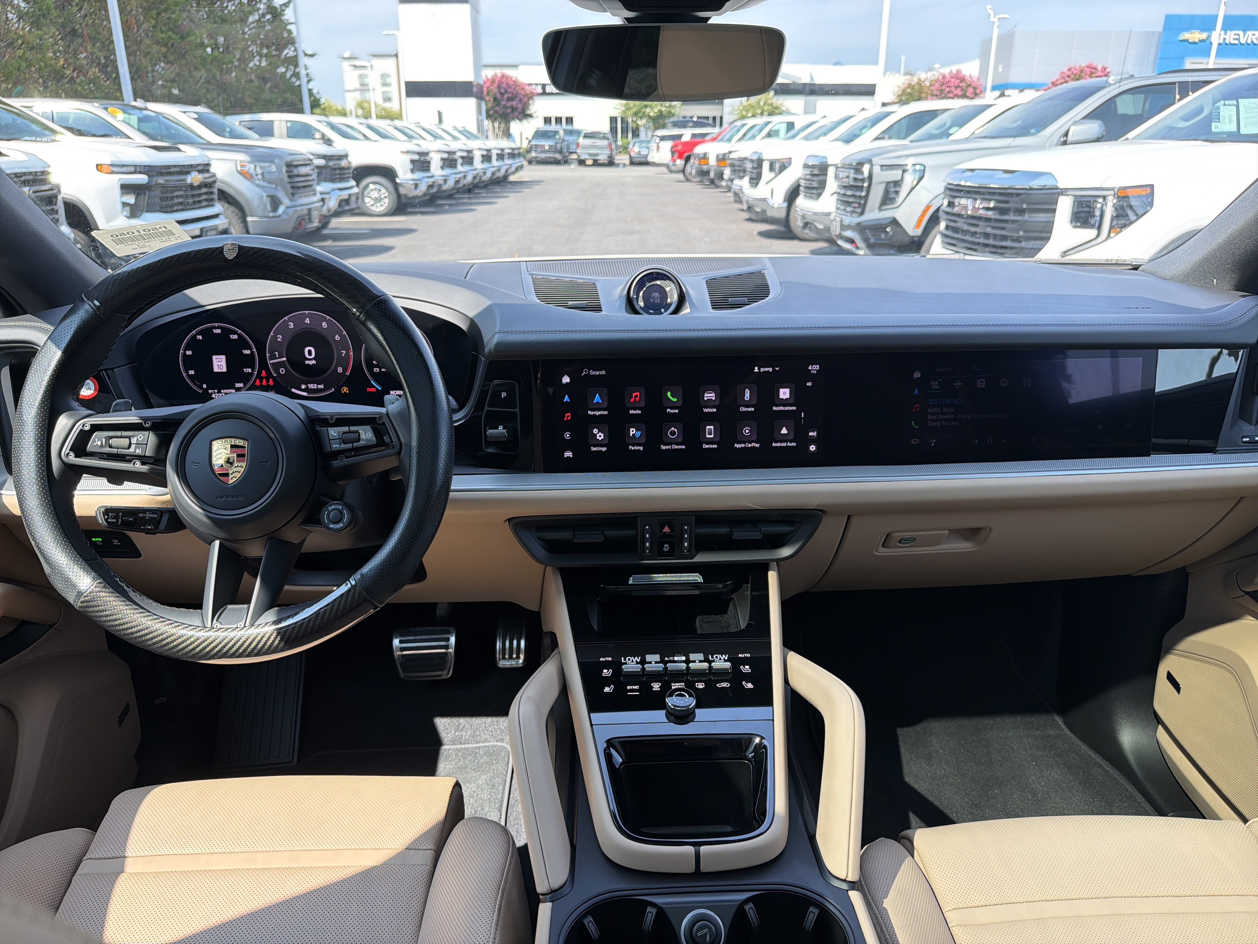 Used 2024 Porsche Cayenne S AWD/4WD image 30
