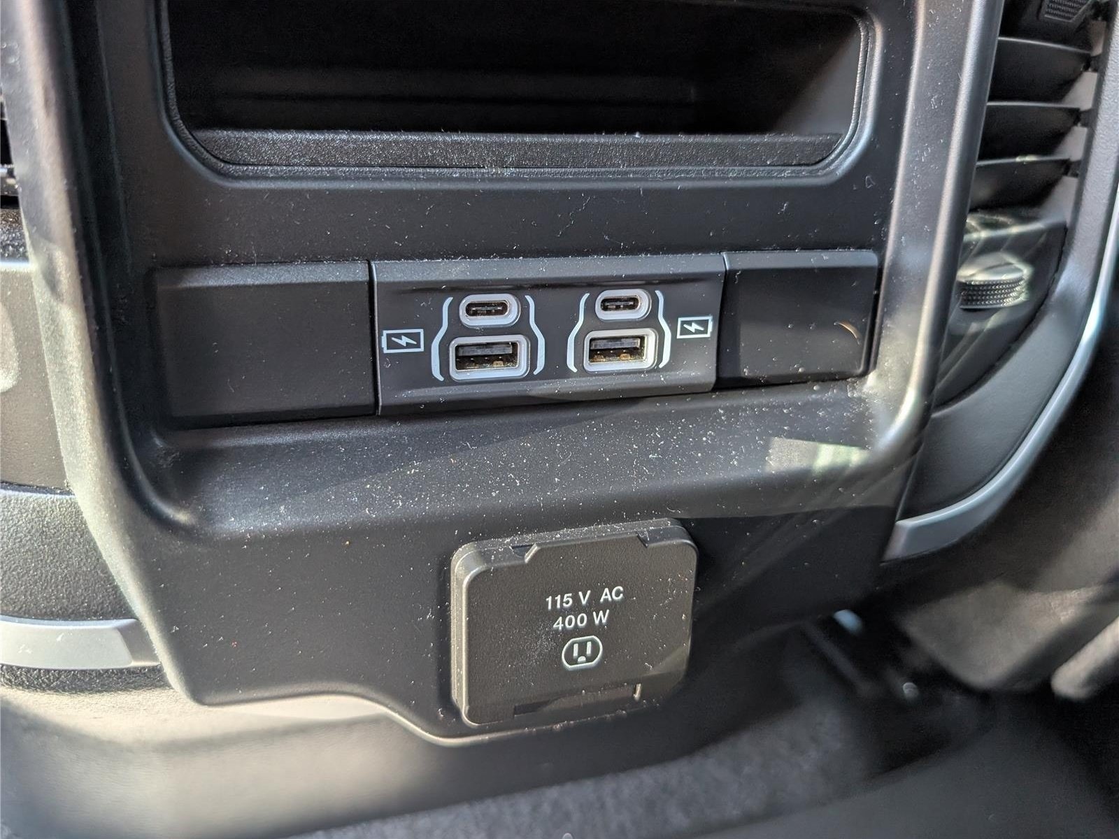 Used 2025 RAM 1500 Big Horn AWD/4WD image 15