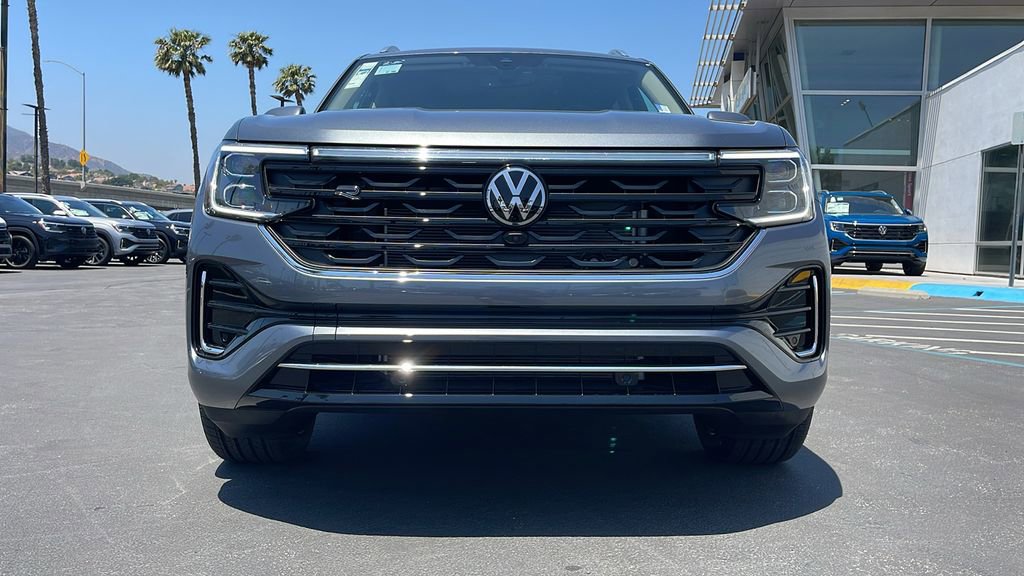 New 2025 Volkswagen Atlas SEL Premium R-Line image 4