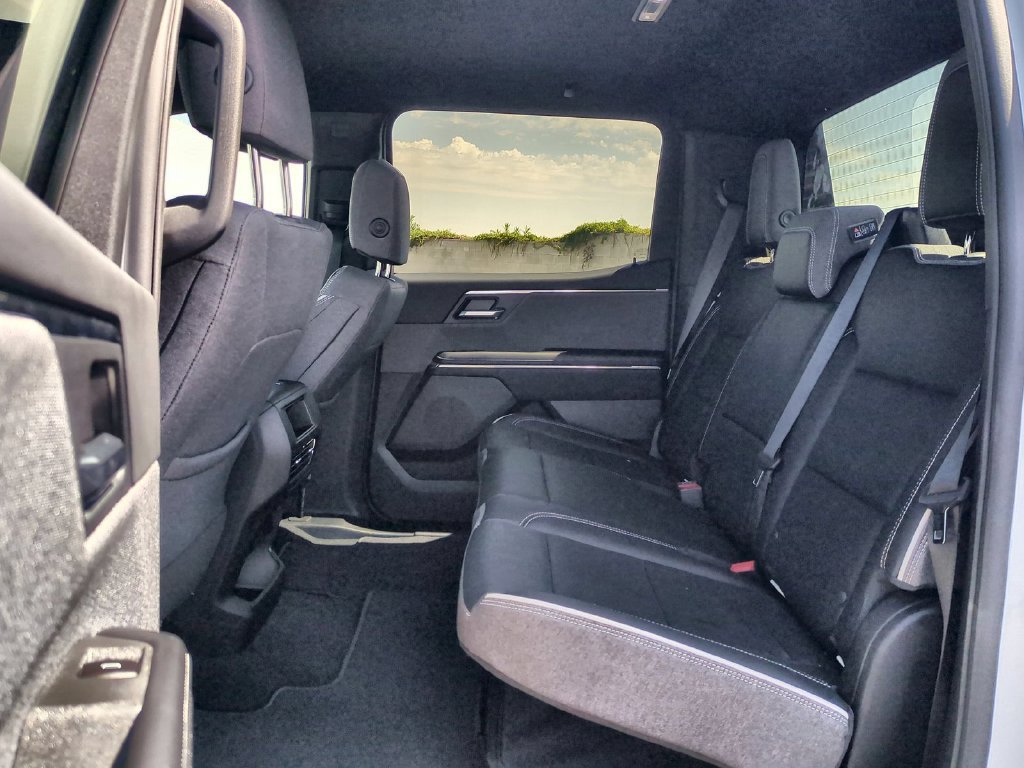 Used 2026 GMC Sierra EV Elevation AWD/4WD image 29