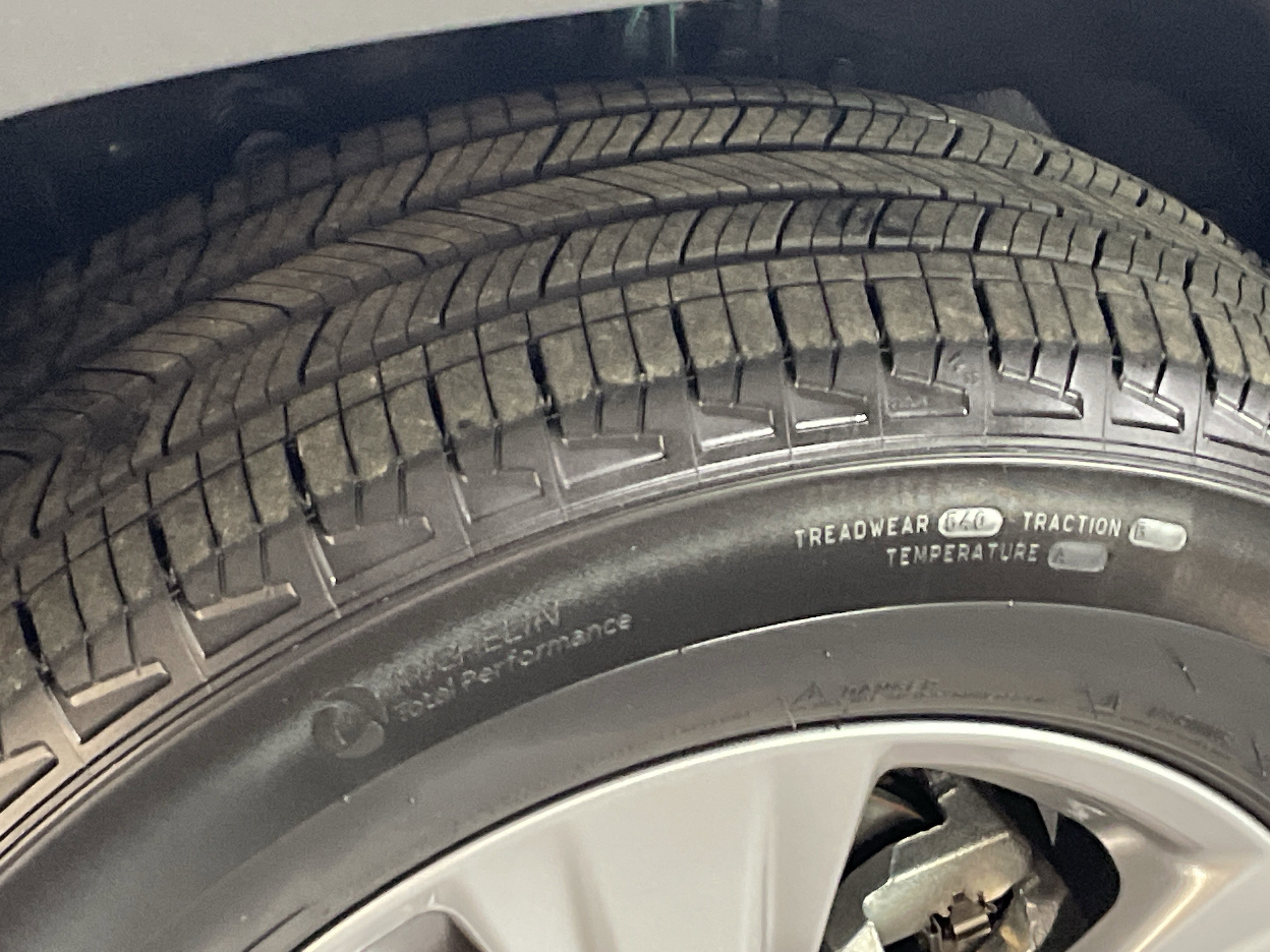 Used 2025 Toyota RAV4 XLE w/ Convenience Package image 12