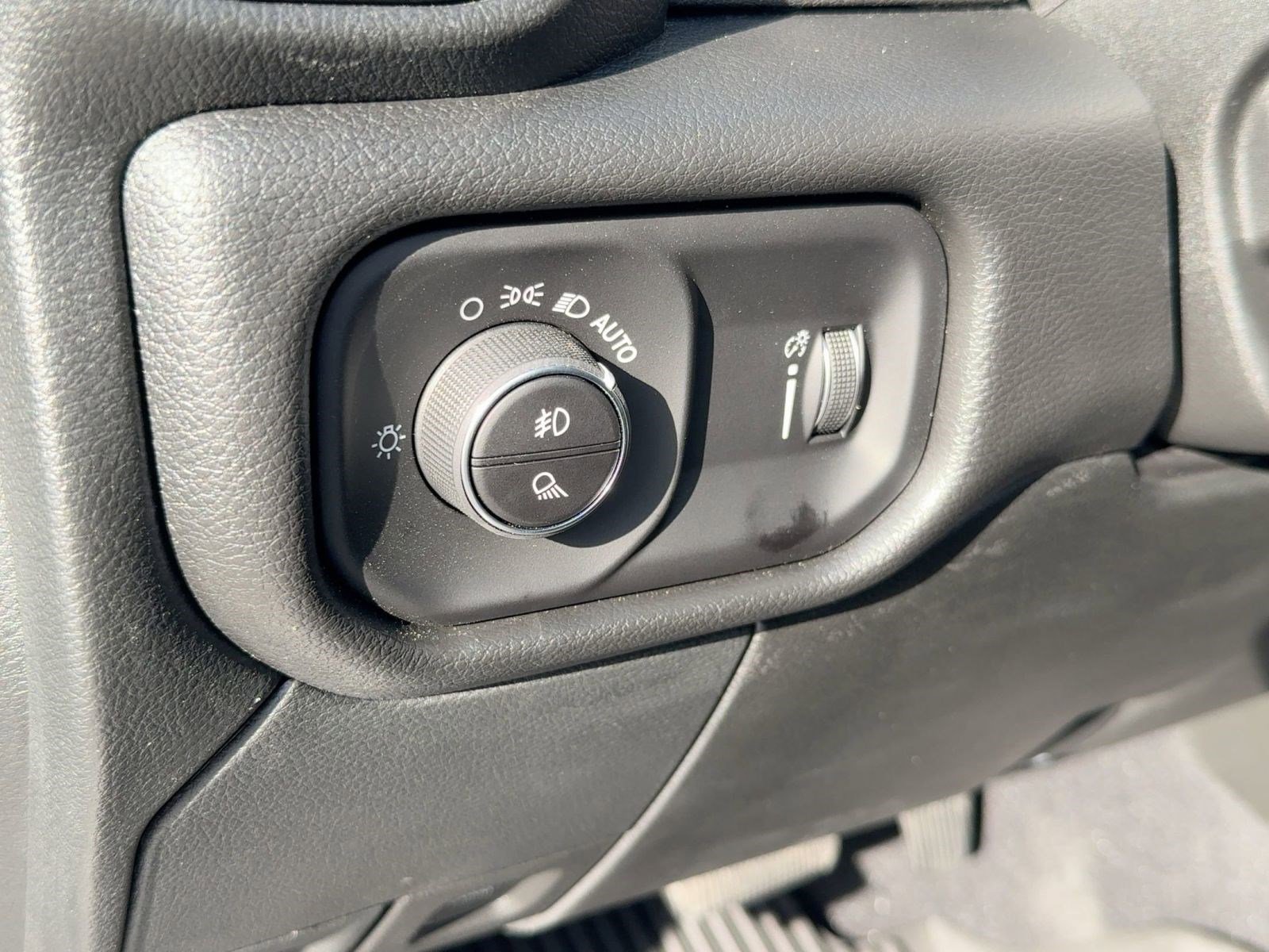 New 2026 RAM 3500 Tradesman image 17