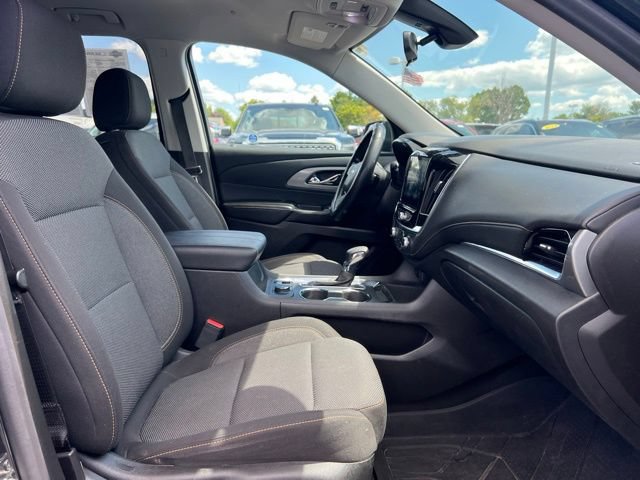 Used 2021 Chevrolet Traverse LT w/ LPO, Floor Liner Package AWD/4WD image 10