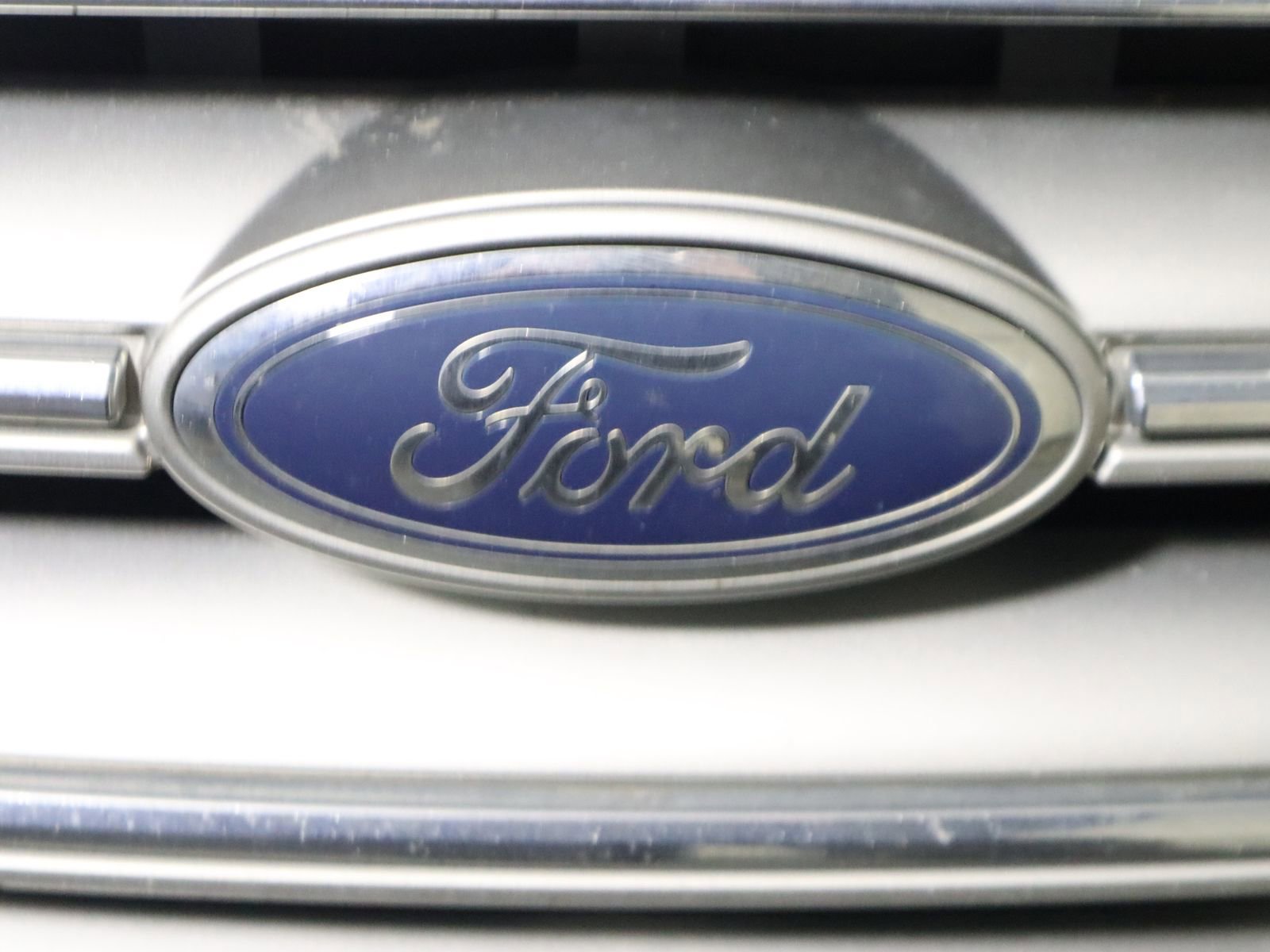 Used 2017 Ford Escape Titanium w/ Equipment Group 301A image 19