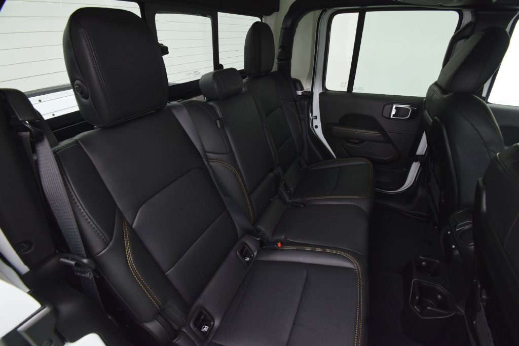 New 2026 Jeep Gladiator Sport AWD/4WD image 19
