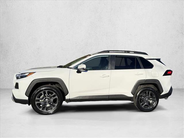 Used 2024 Toyota RAV4 Adventure video 4