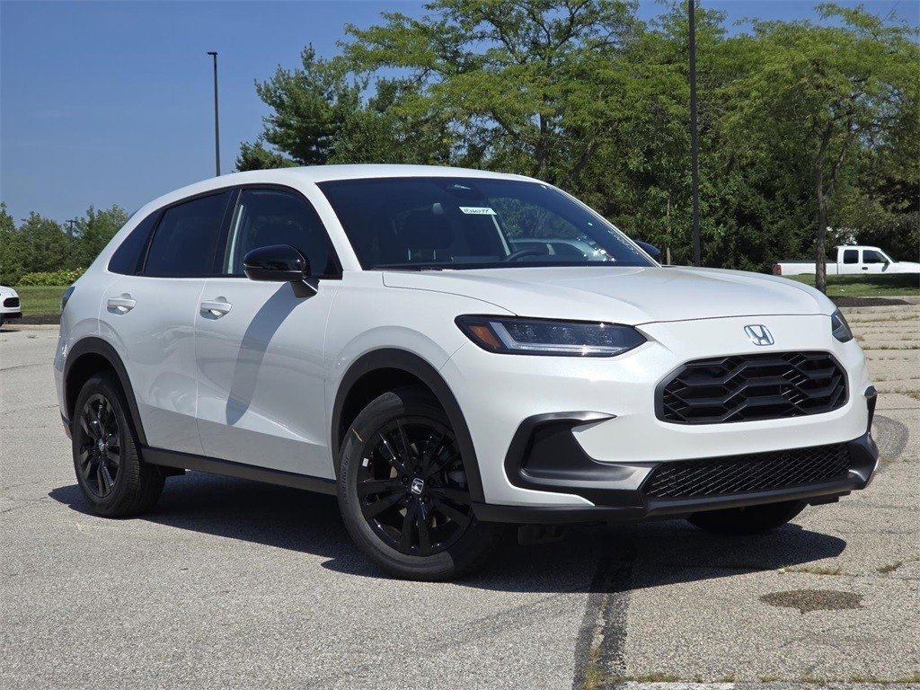 New 2026 Honda HR-V Sport image 2