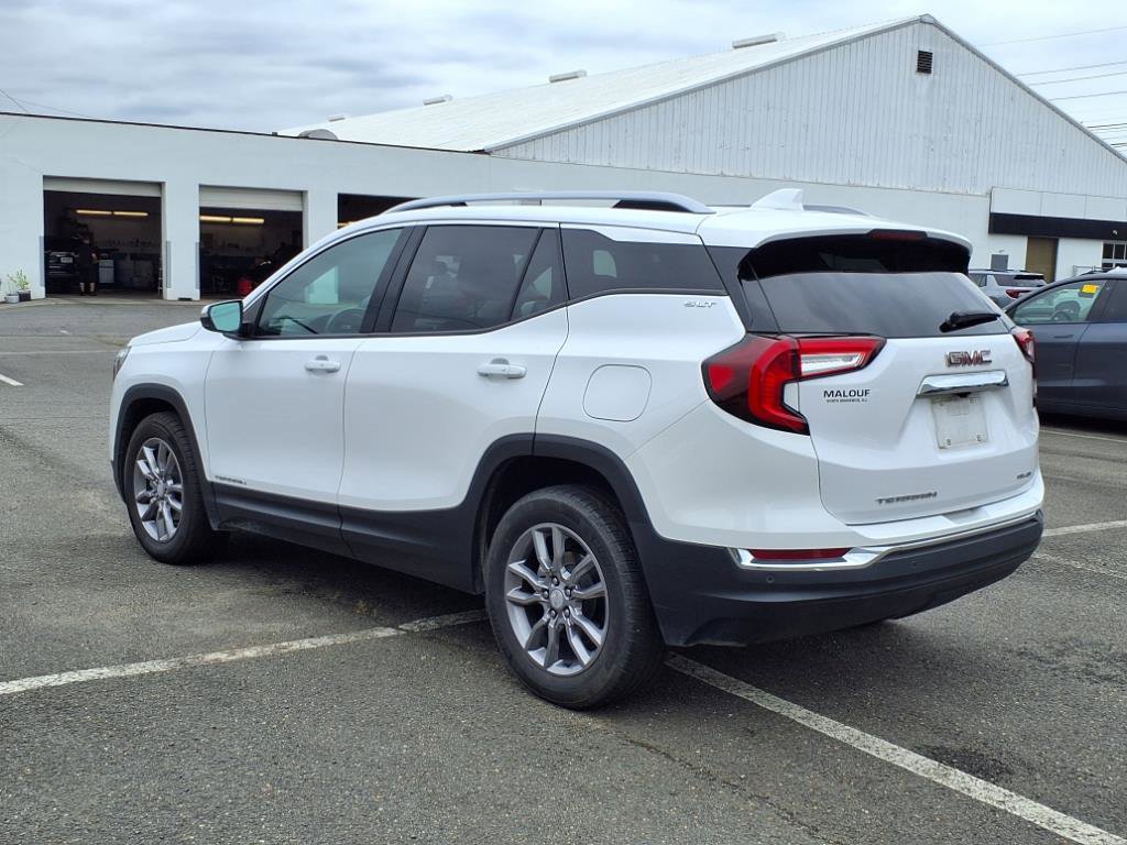 Certified 2022 GMC Terrain SLT w/ Infotainment Package II image 5