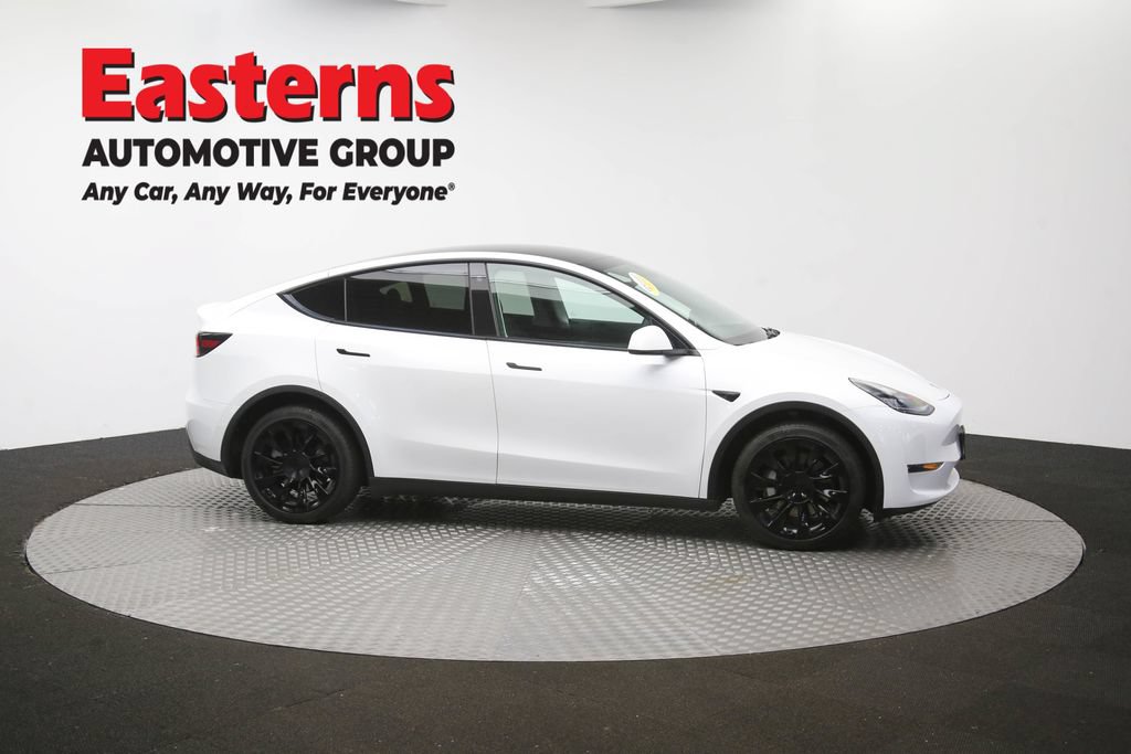 Used 2021 Tesla Model Y Long Range AWD/4WD image 40