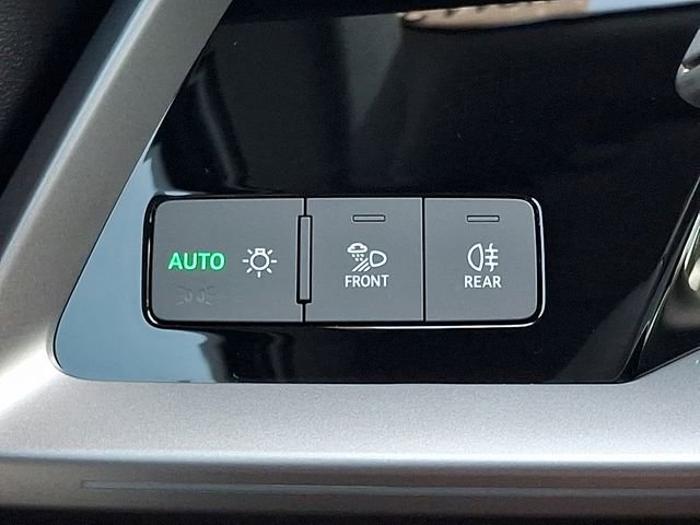 Used 2025 Audi A3 2.0T Premium Plus w/ Premium Plus Package image 26