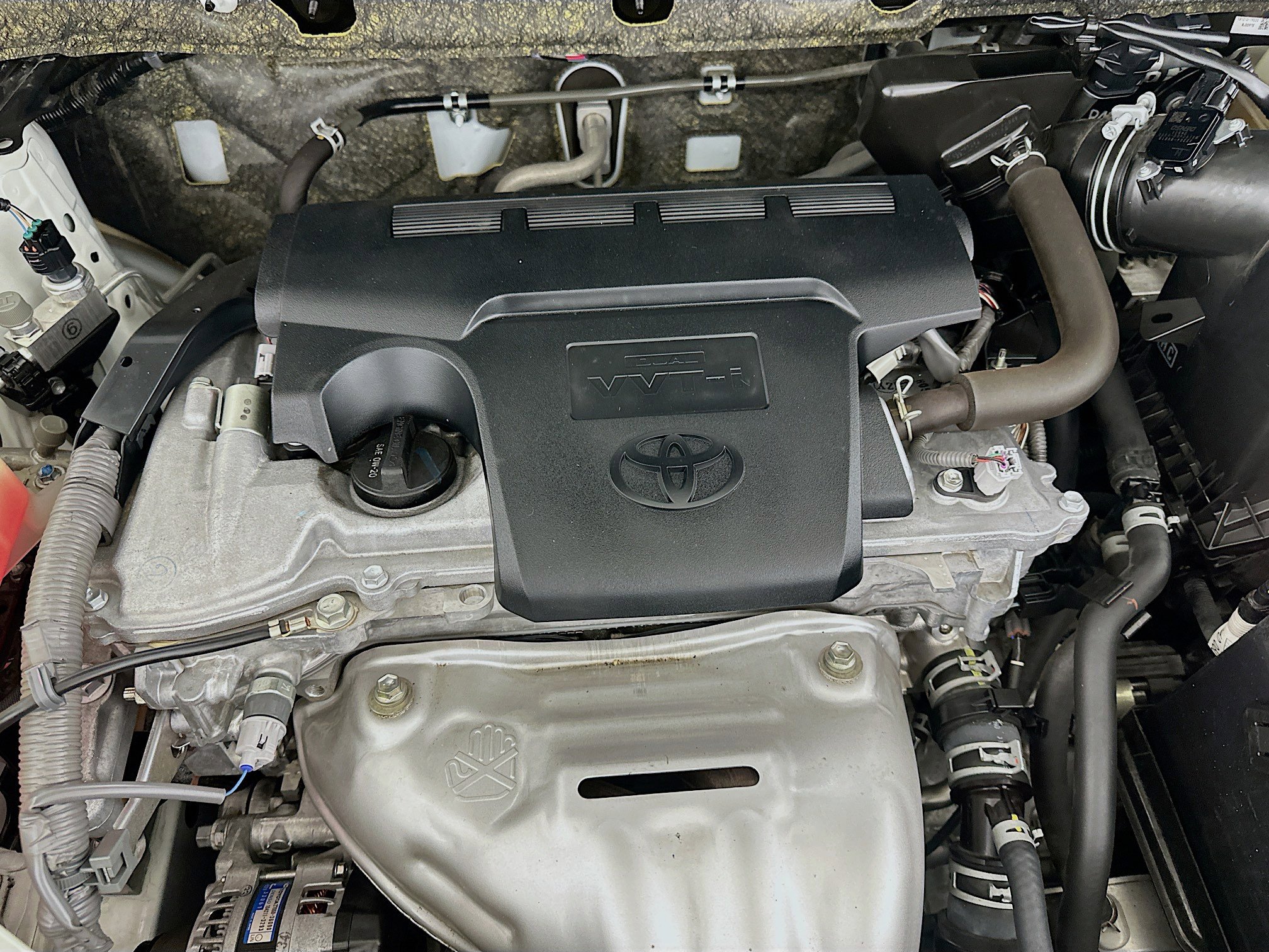 Used 2018 Toyota RAV4 LE FWD image 30