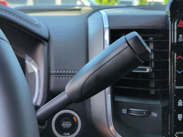 New 2026 RAM 3500 Laramie AWD/4WD image 34