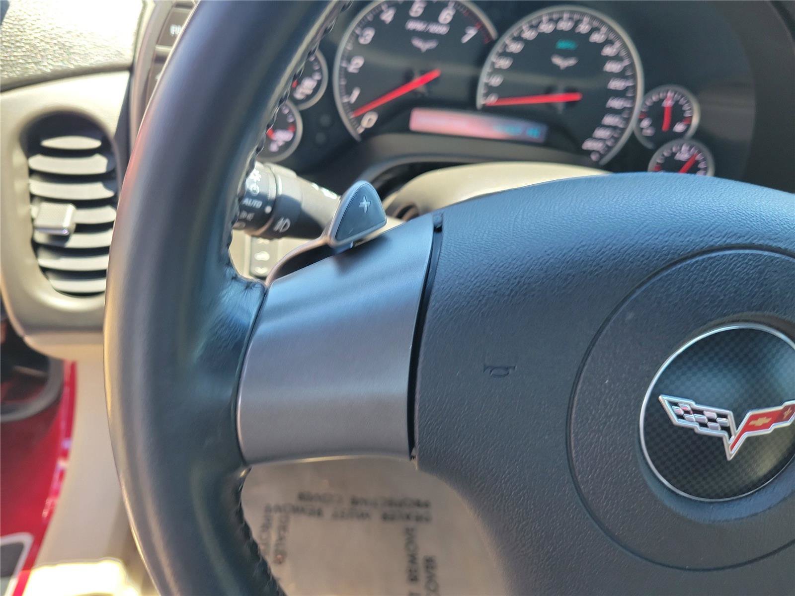 Used 2006 Chevrolet Corvette Convertible w/ Preferred Equipment Group RWD image 16