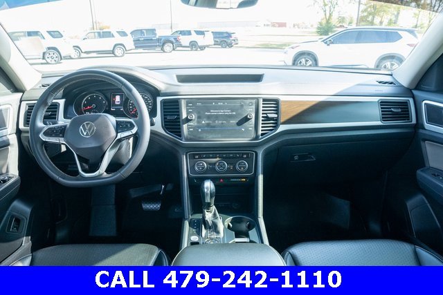 Used 2021 Volkswagen Atlas SE image 30