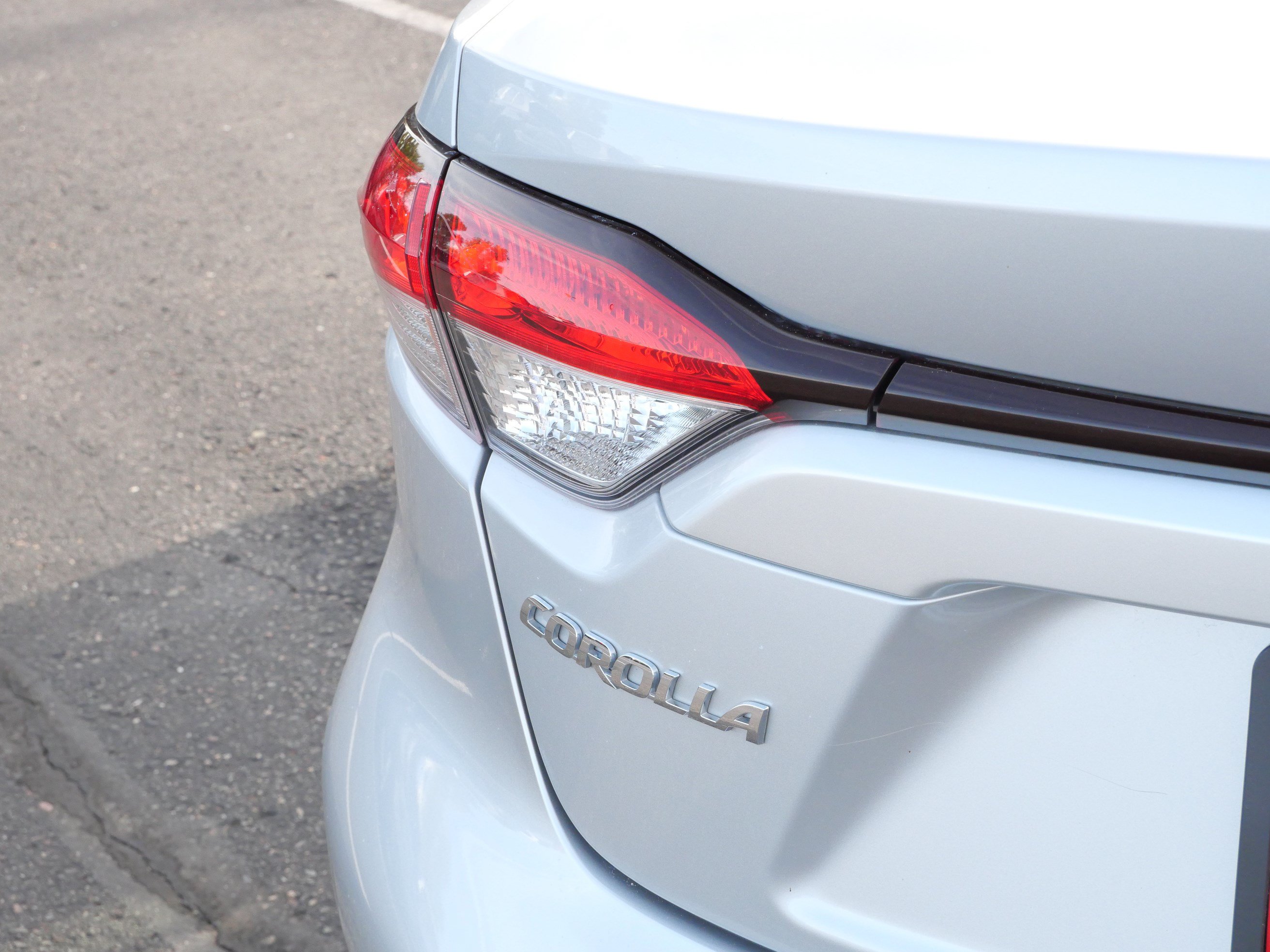 Certified 2025 Toyota Corolla LE FWD image 16