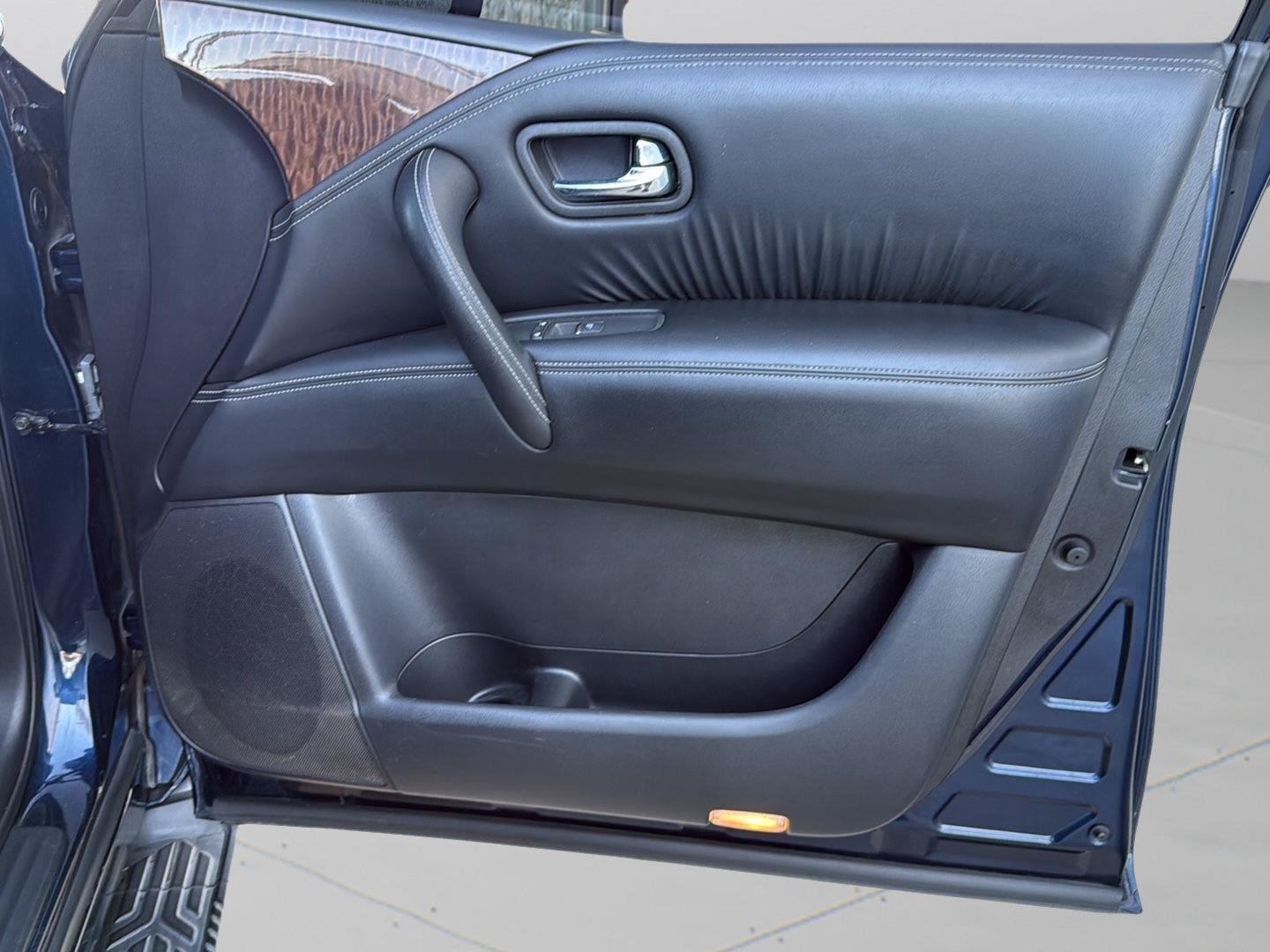 Used 2020 Nissan Armada SL w/ Premium Package RWD image 34