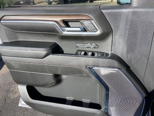 Certified 2024 Chevrolet Silverado 1500 High Country w/ Technology Package image 17