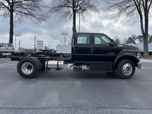 New 2026 Ford F650 2WD Crew Cab Super Duty image 2