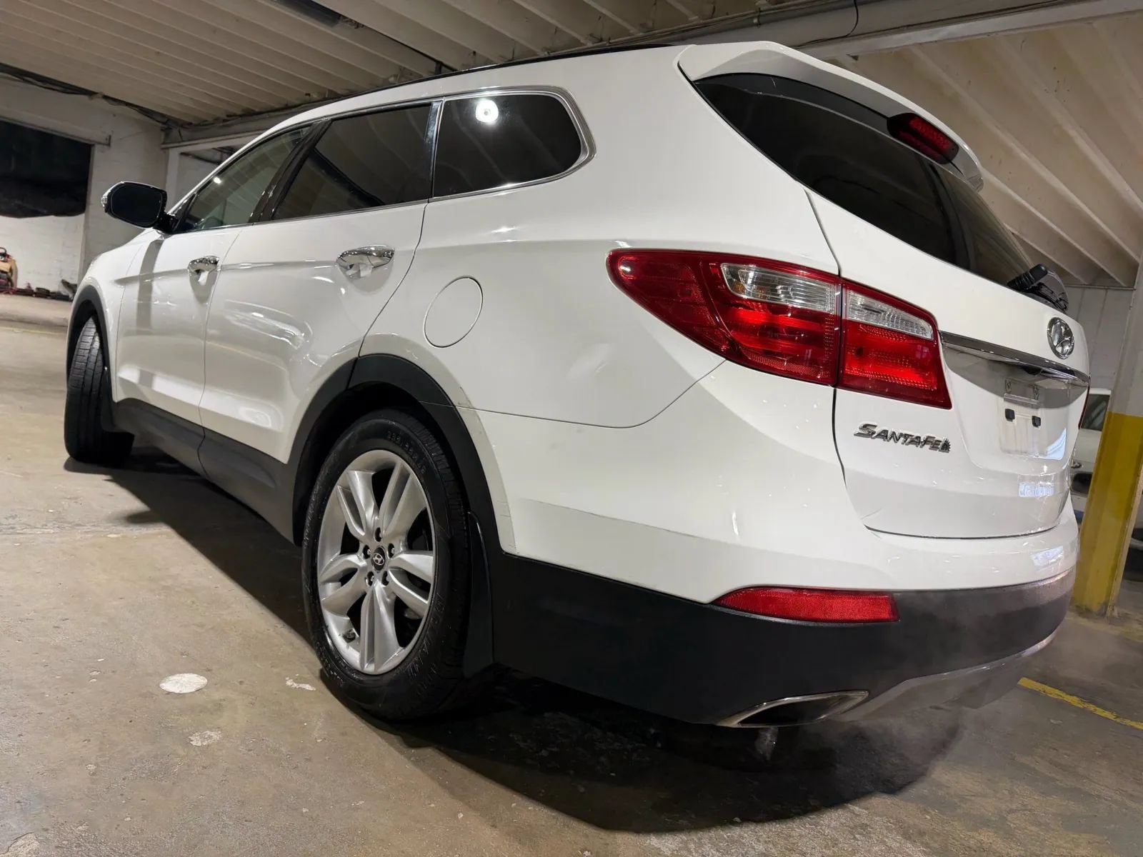 Used 2014 Hyundai Santa Fe Limited AWD/4WD image 3