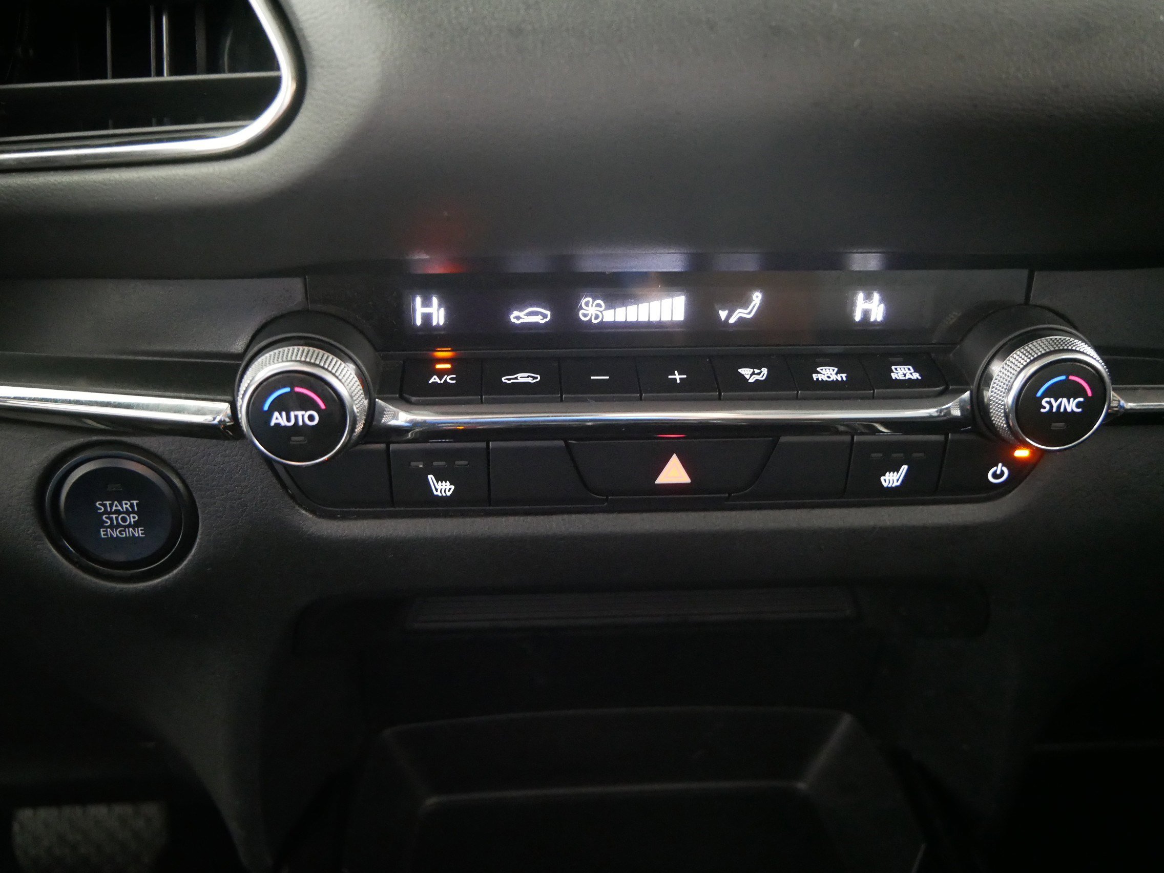 Used 2024 MAZDA CX-30 AWD 2.5 S w/ Preferred Package image 22