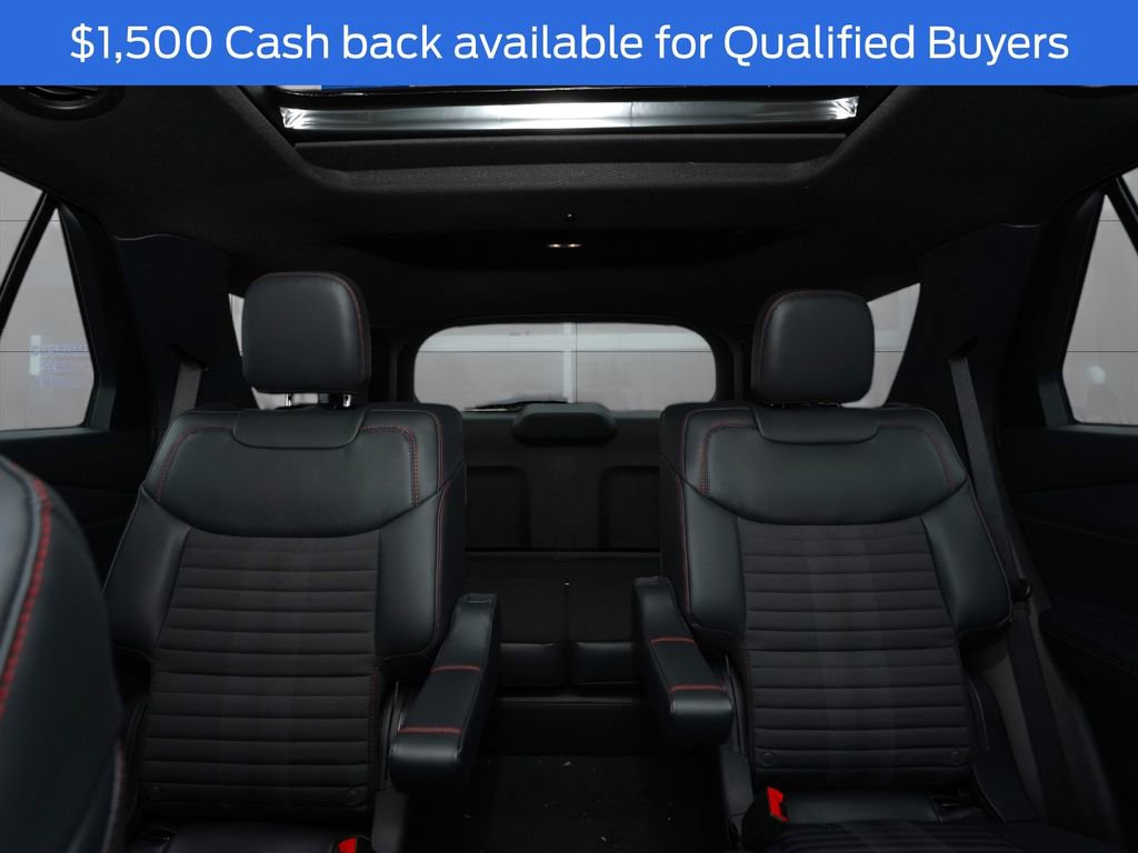 New 2026 Ford Explorer ST-Line w/ ST-Line Street Pack image 27