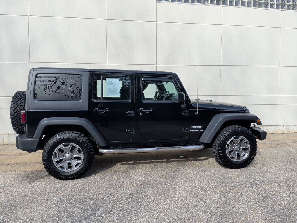 Used 2016 Jeep Wrangler Unlimited Sport w/ Max Tow Package AWD/4WD image 5