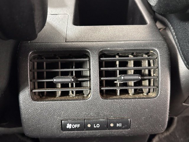 Used 2008 MAZDA MAZDA5 Sport FWD image 24
