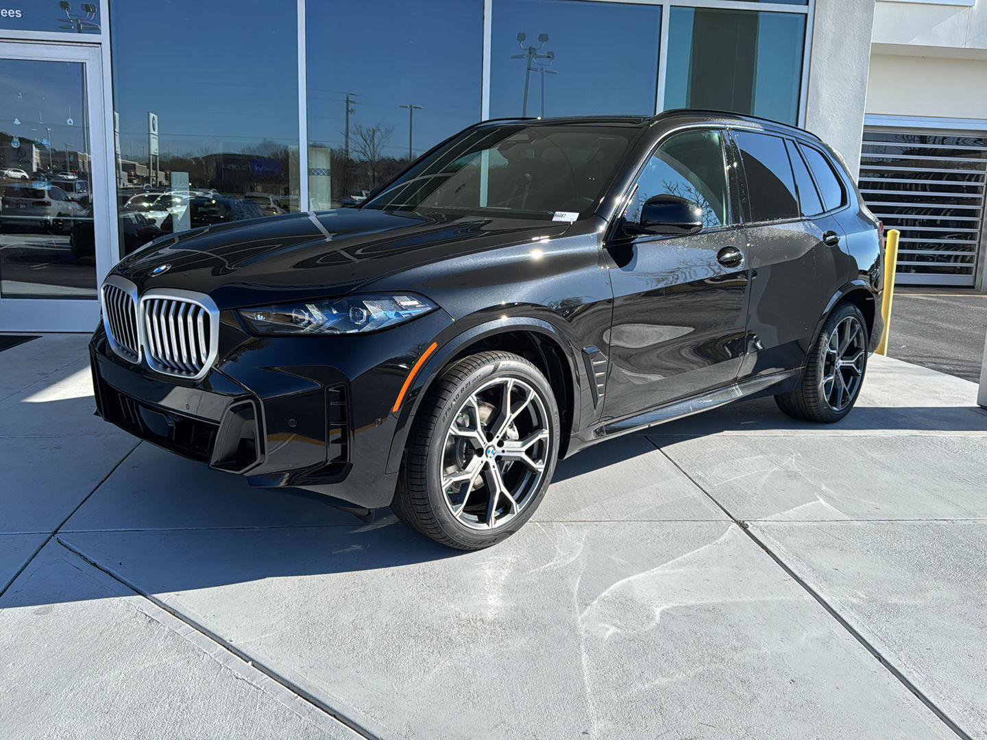 New 2026 BMW X5 xDrive40i w/ M Sport Package