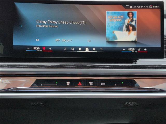 New 2026 BMW 740i xDrive w/ Premium Package image 12