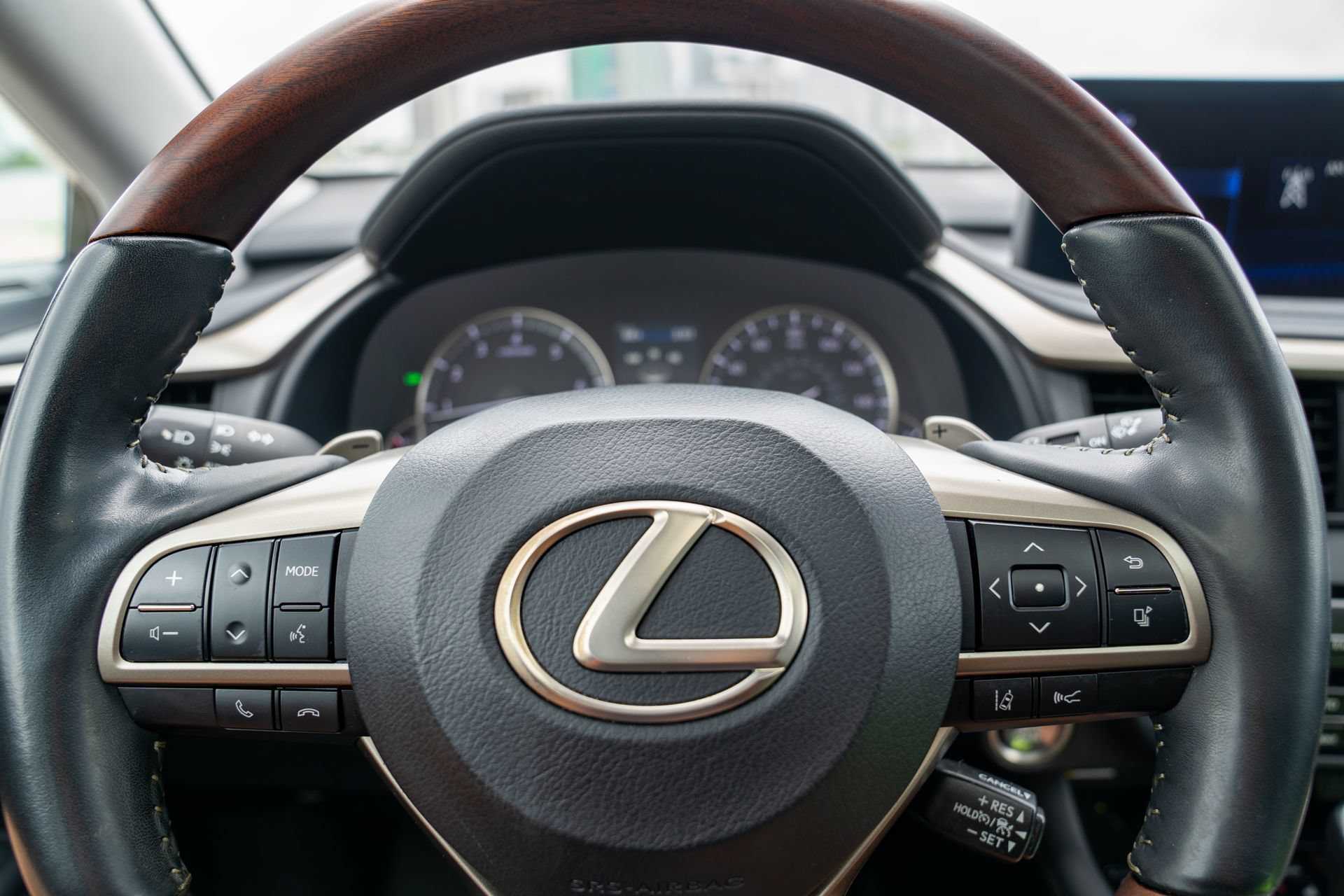 Used 2022 Lexus RX 350 FWD w/ Premium Package image 16