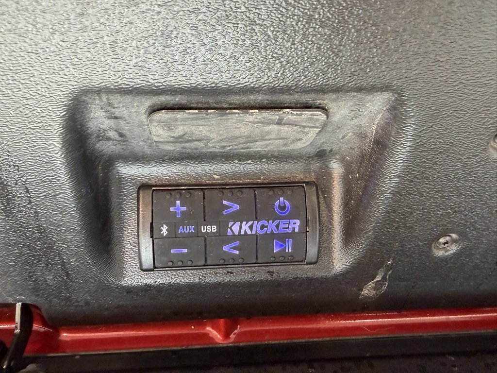 Used 2022 GMC Sierra 1500 AT4X image 10