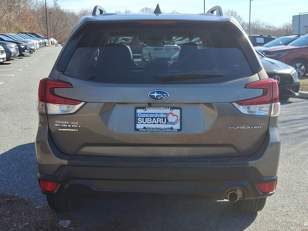 Used 2019 Subaru Forester Limited image 5