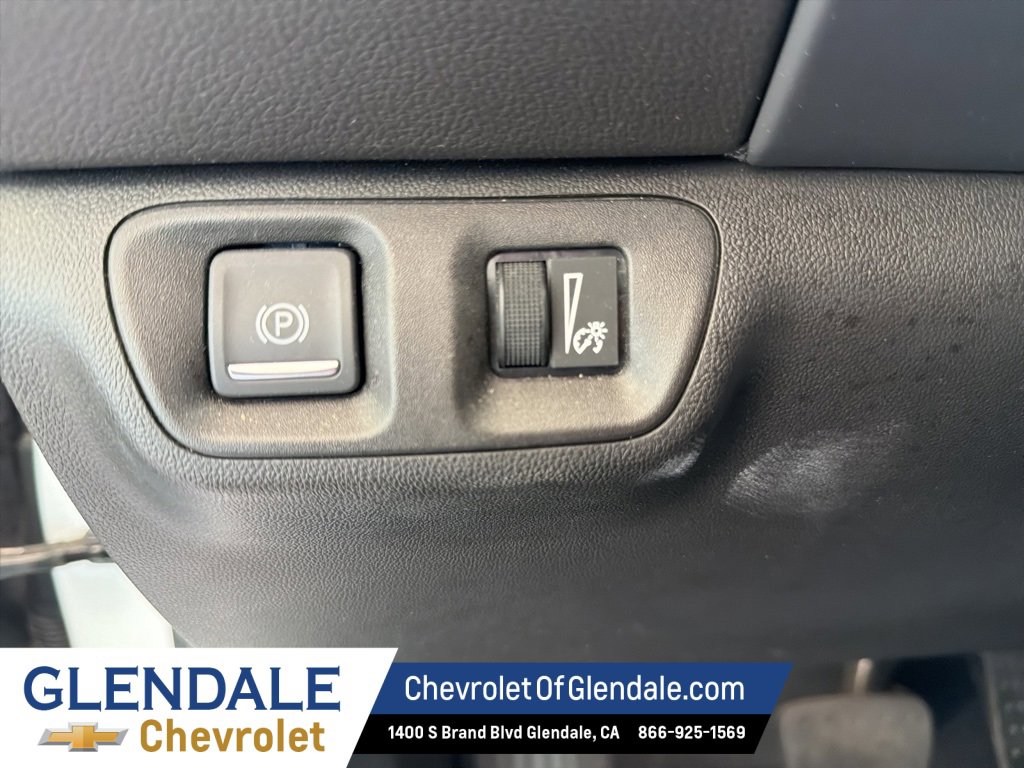 Certified 2023 GMC Acadia SLE image 15